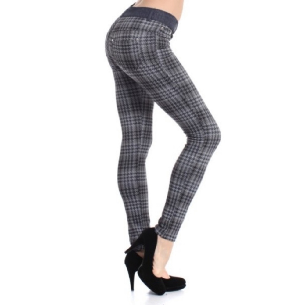Superb Quality Plaid Leggings/Pants M/L